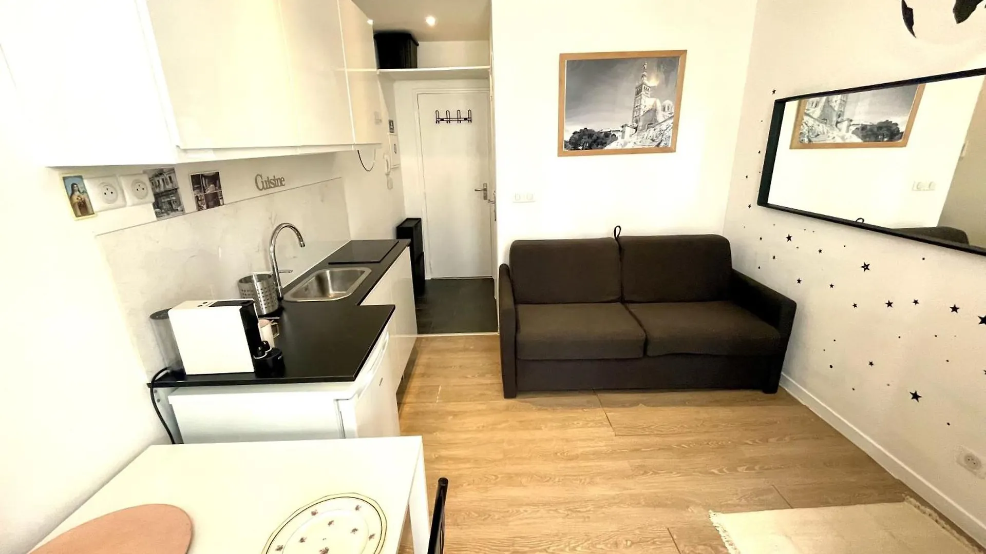 Apartment Studio Hyper Centre Marseille France